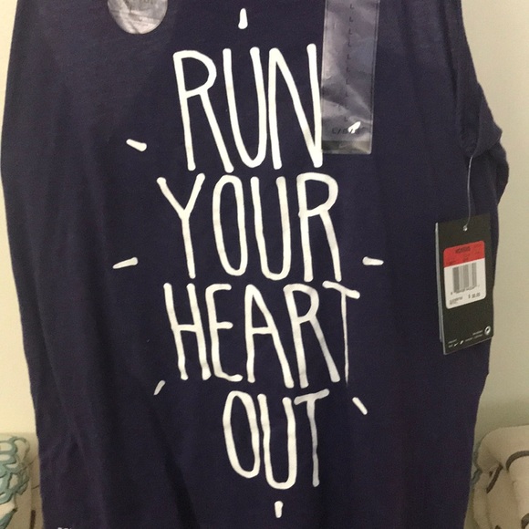 Nike Tee Purple NWT - Picture 3 of 3